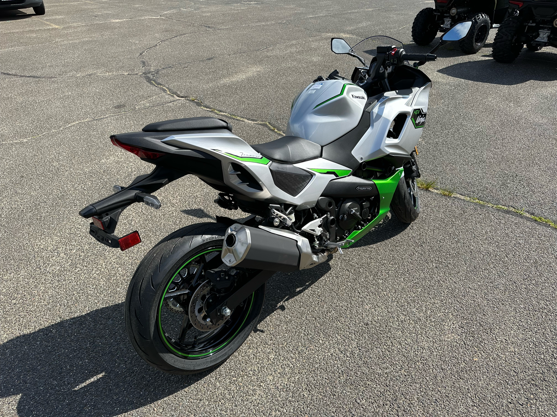 2024 Kawasaki Ninja 7 Hybrid ABS in Enfield, Connecticut - Photo 5
