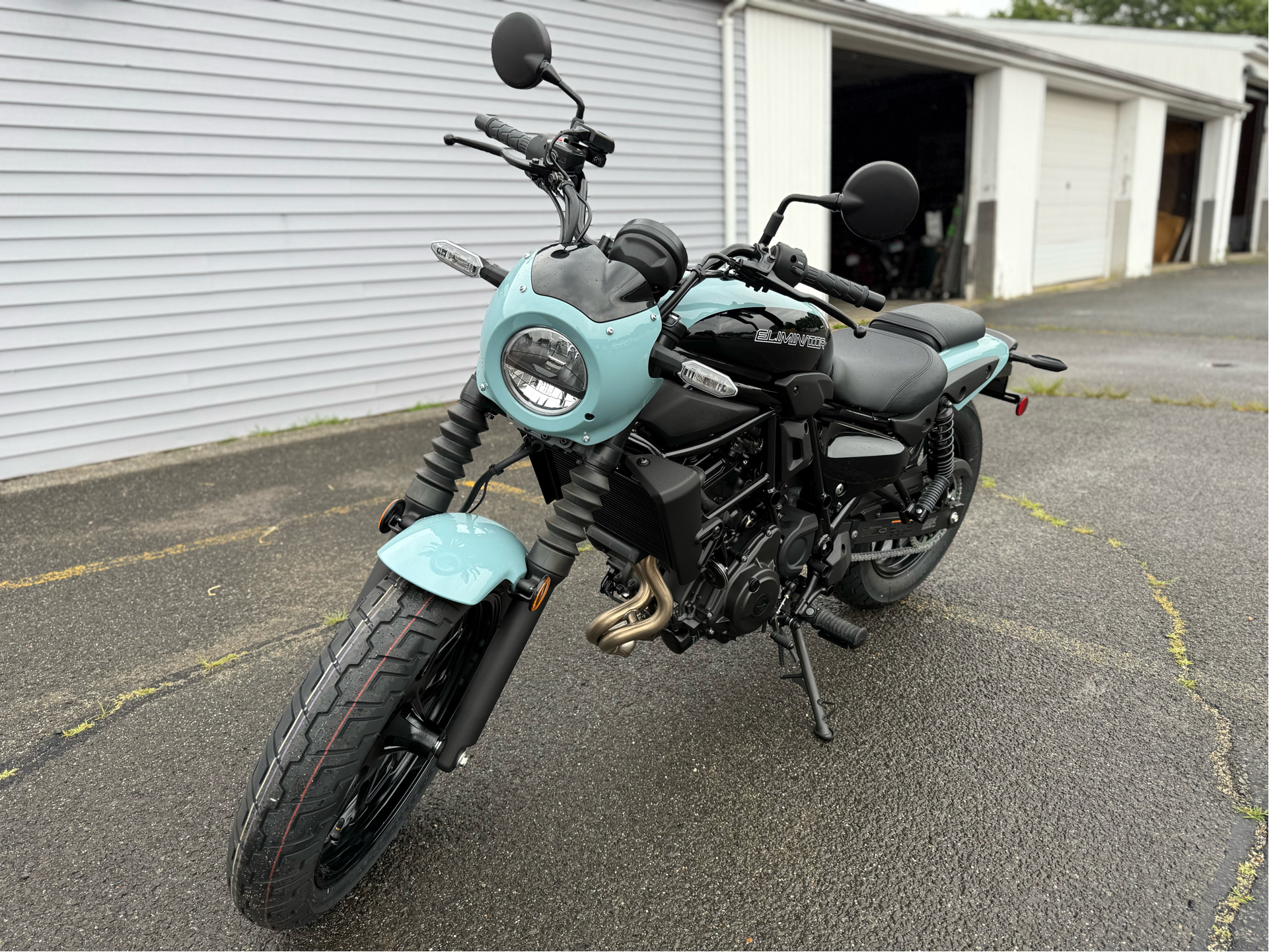 2025 Kawasaki Eliminator SE ABS in Enfield, Connecticut - Photo 2