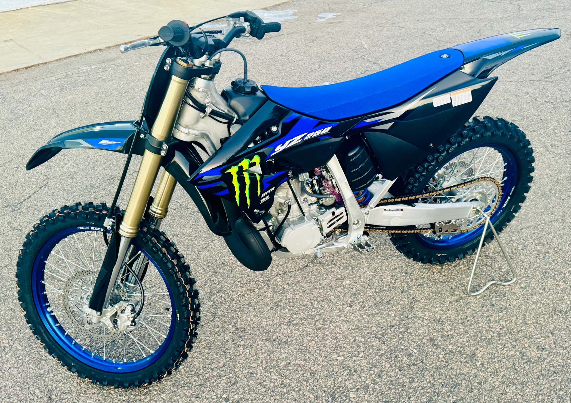 2025 Yamaha YZ250 Monster Energy Edition in Enfield, Connecticut - Photo 7