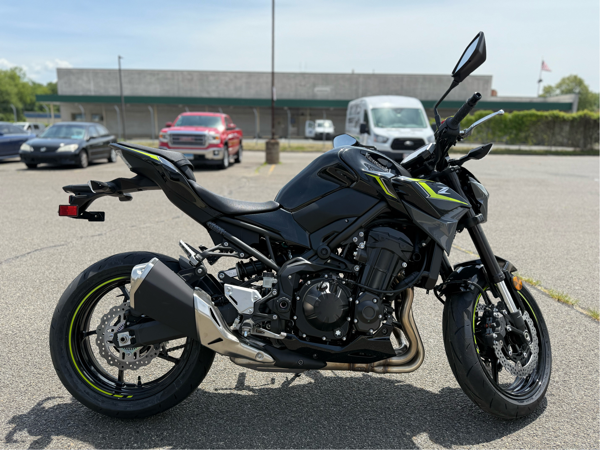 2024 Kawasaki Z900 ABS in Enfield, Connecticut - Photo 7