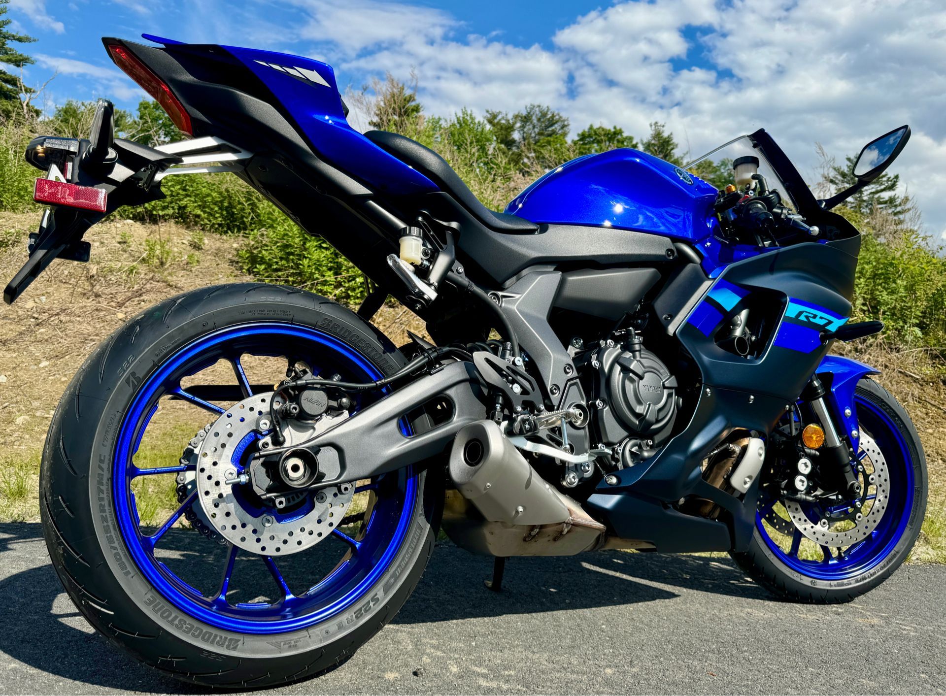 2024 Yamaha YZF-R7 in Enfield, Connecticut - Photo 11