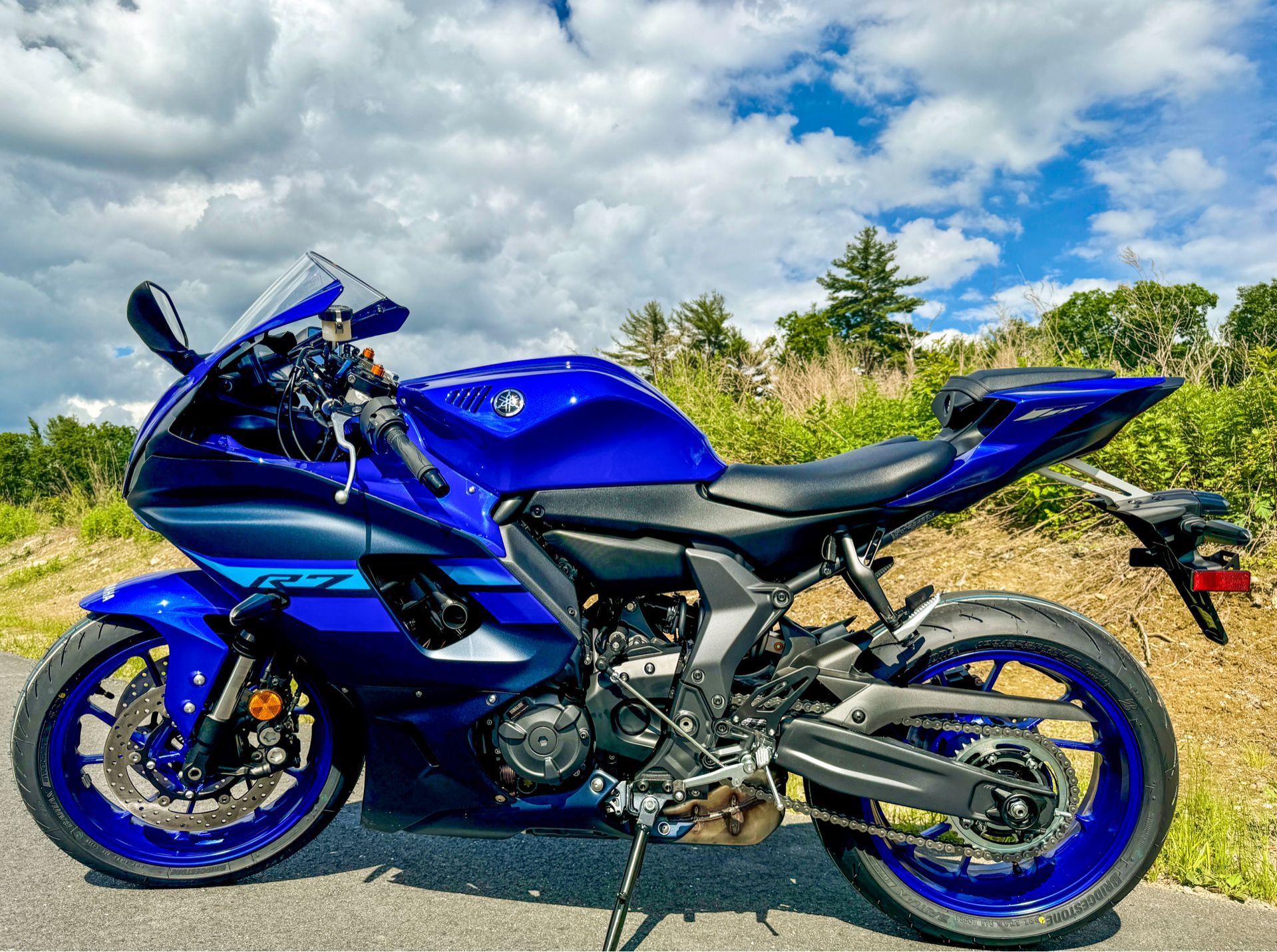 2024 Yamaha YZF-R7 in Enfield, Connecticut - Photo 4