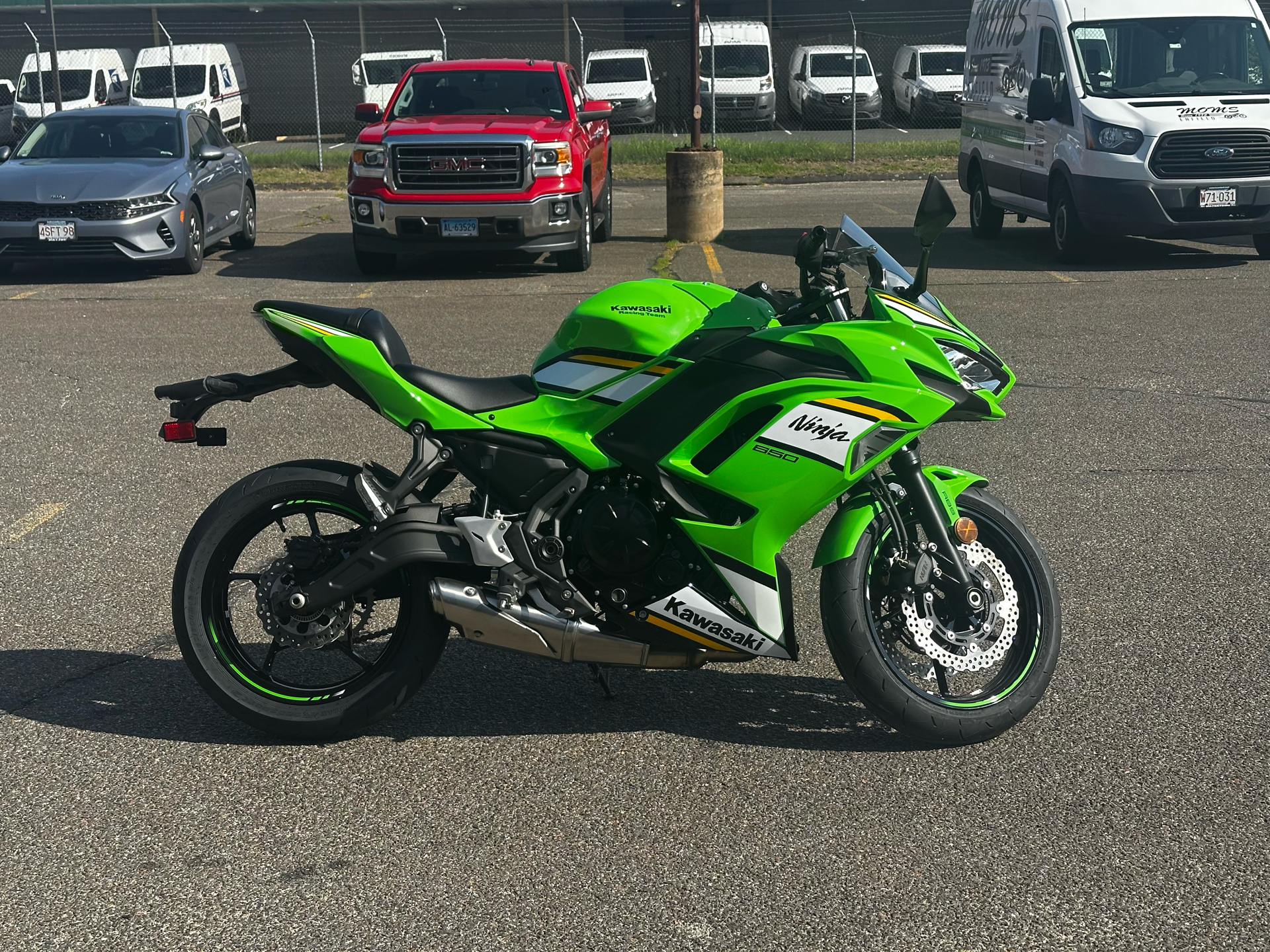 2025 Kawasaki Ninja 650 KRT Edition ABS in Enfield, Connecticut - Photo 3