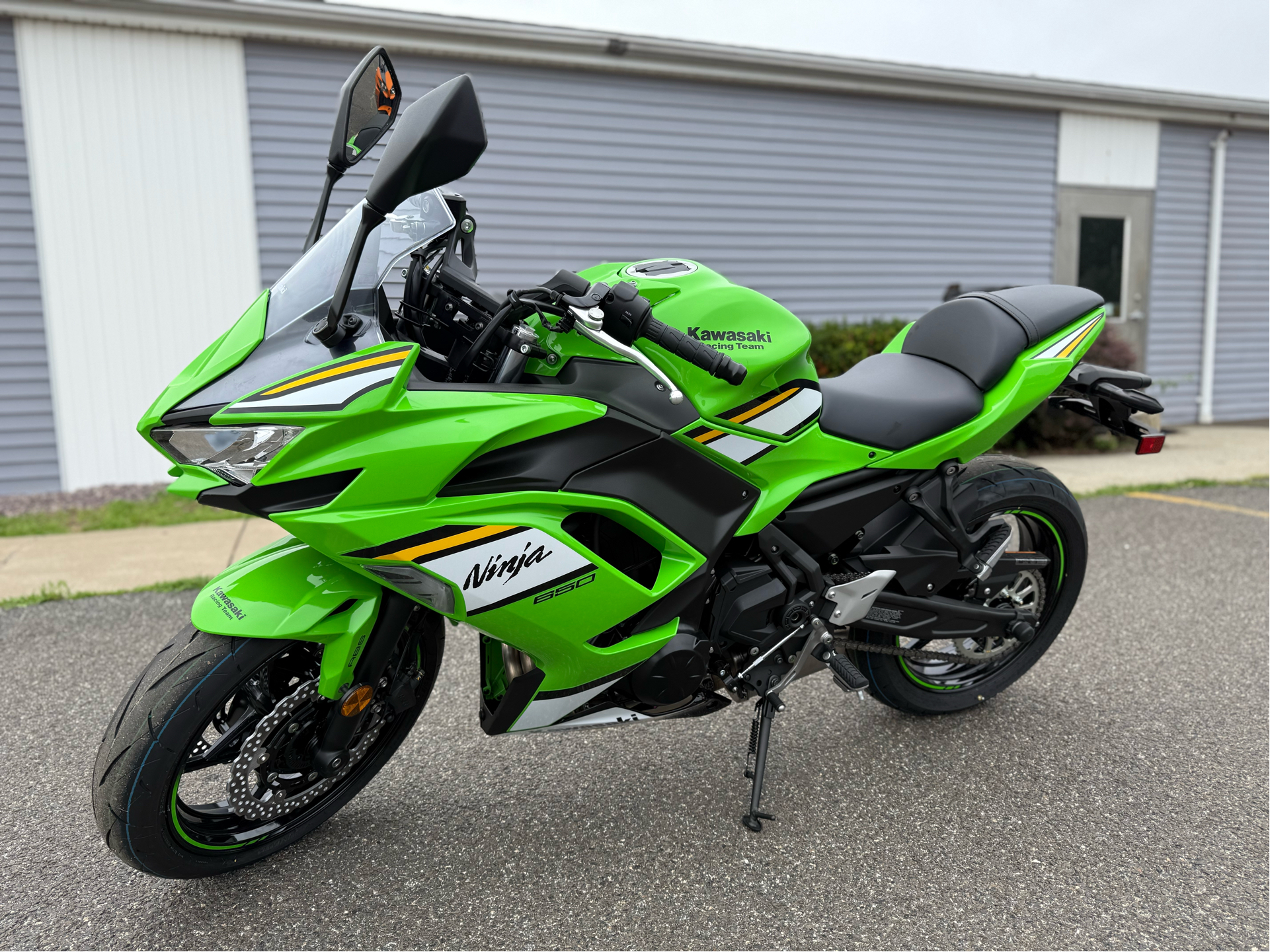 2025 Kawasaki Ninja 650 KRT Edition ABS in Enfield, Connecticut - Photo 1