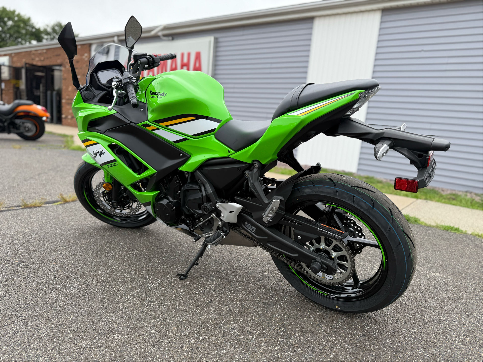 2025 Kawasaki Ninja 650 KRT Edition ABS in Enfield, Connecticut - Photo 3