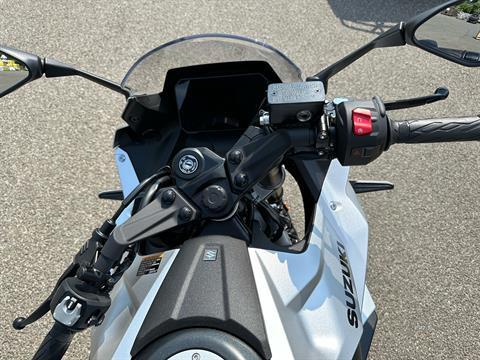 2024 Suzuki GSX-8R in Enfield, Connecticut - Photo 3