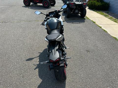 2024 Suzuki GSX-8R in Enfield, Connecticut - Photo 5