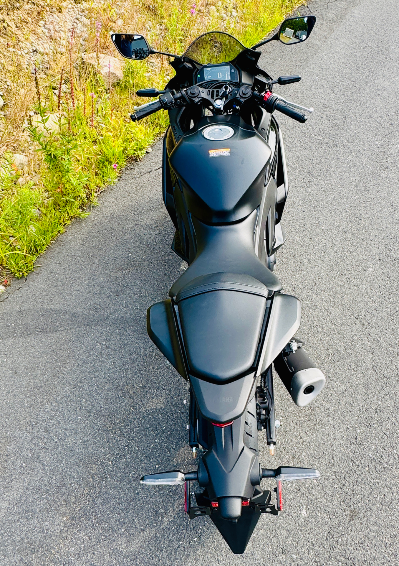 2025 Yamaha YZF-R3 in Enfield, Connecticut - Photo 18
