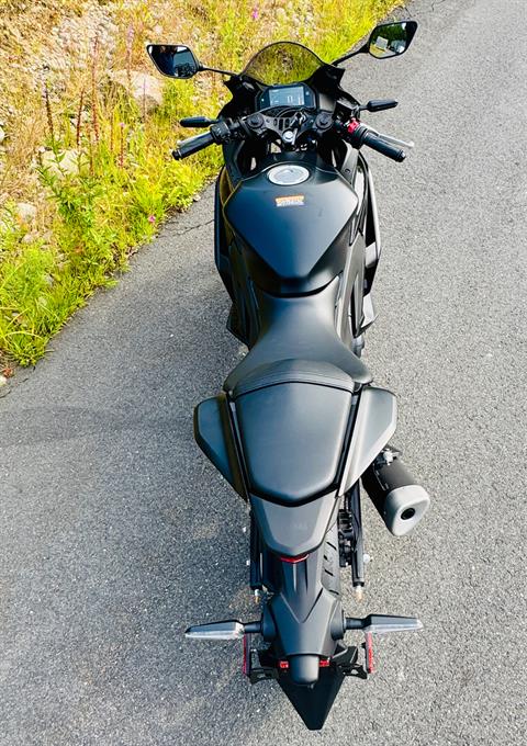 2025 Yamaha YZF-R3 in Enfield, Connecticut - Photo 18