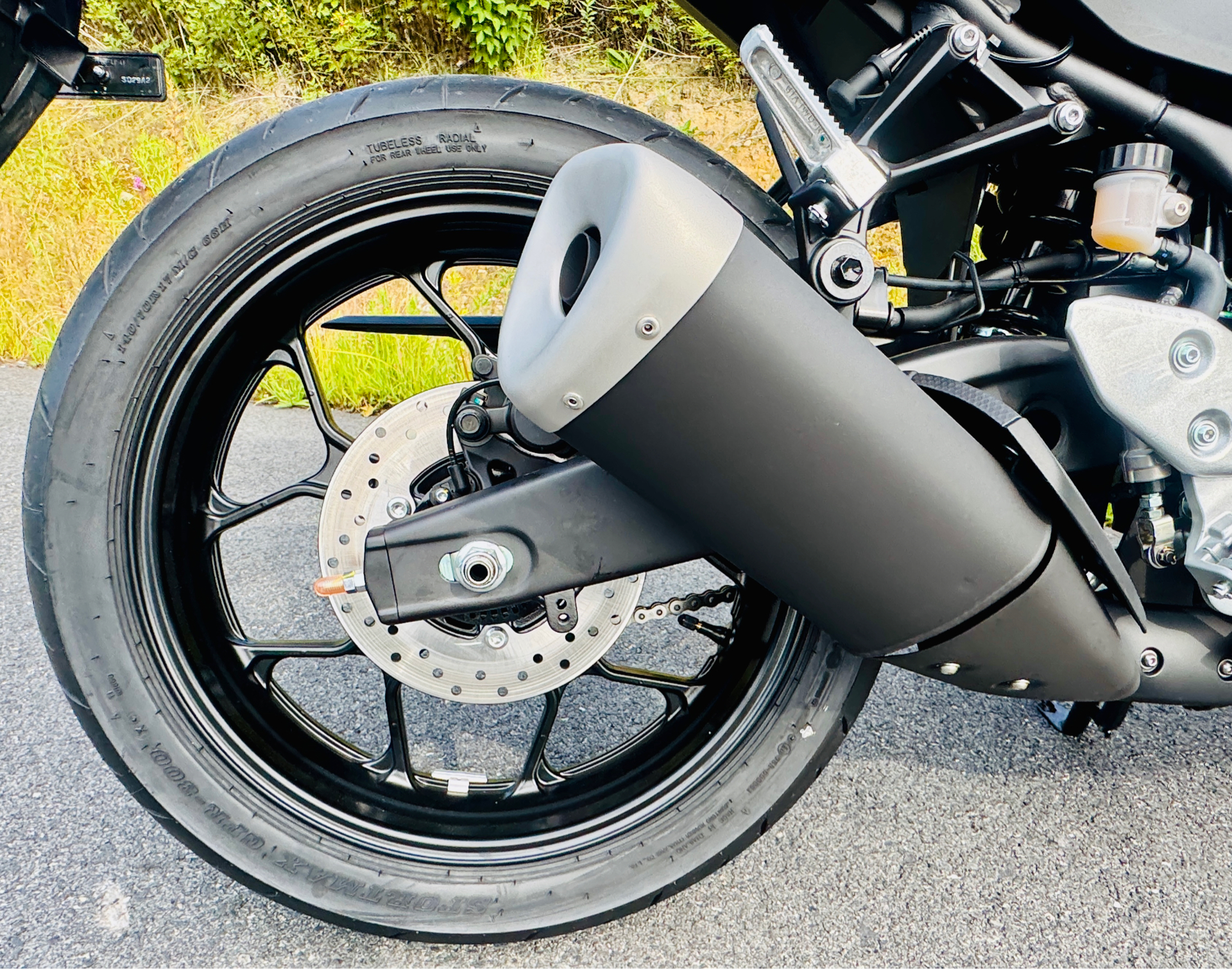 2025 Yamaha YZF-R3 in Enfield, Connecticut - Photo 20