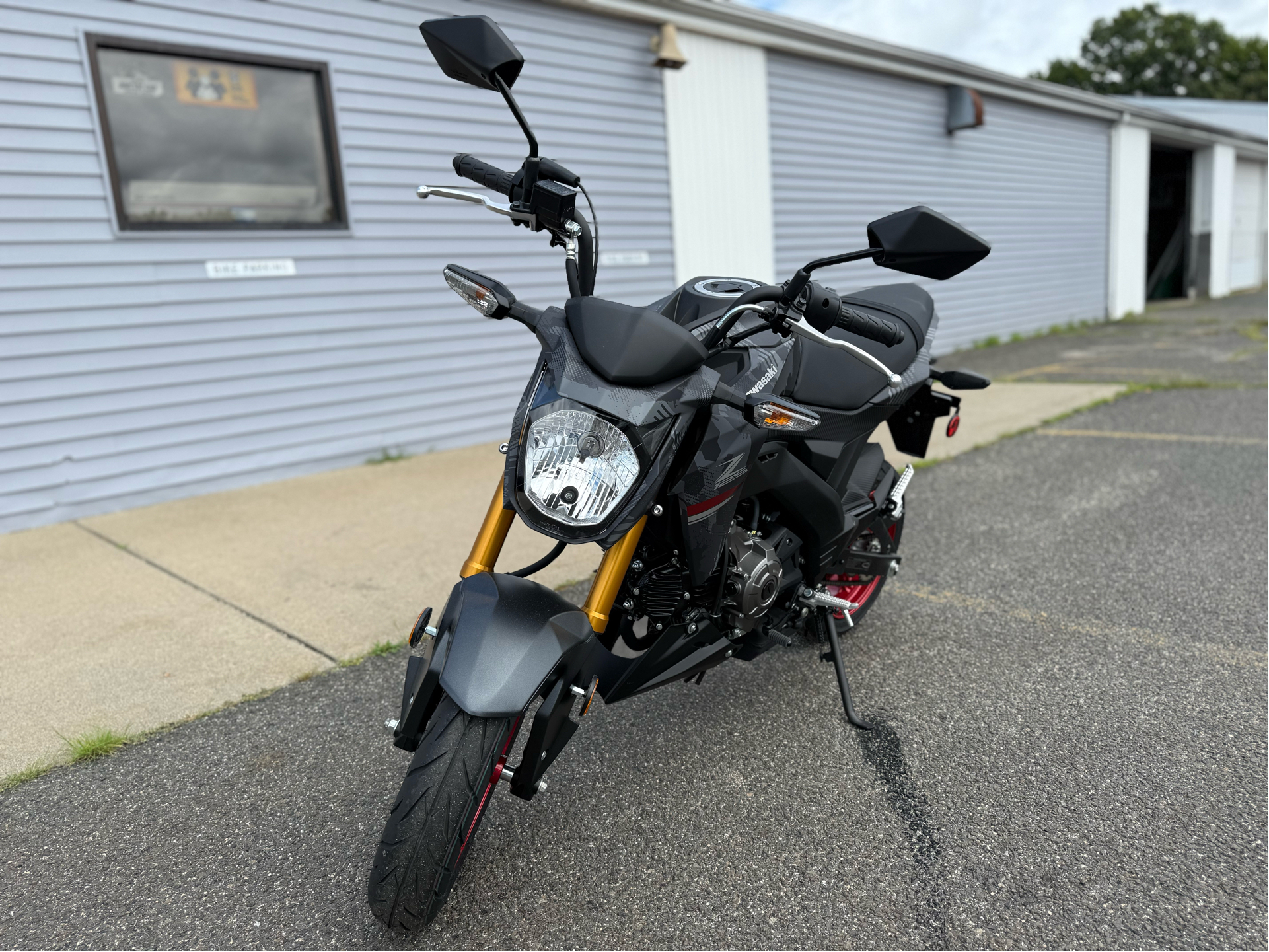 2024 Kawasaki Z125 Pro in Enfield, Connecticut - Photo 3