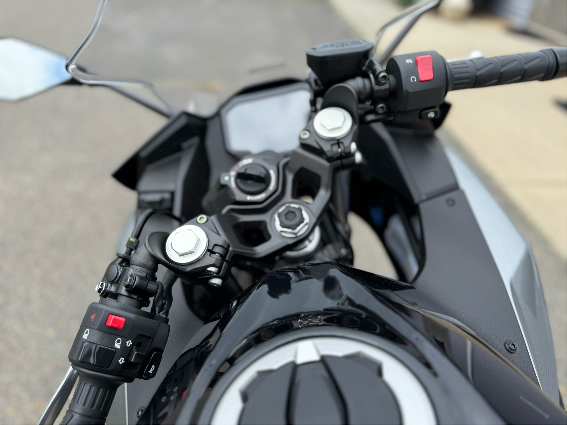 2025 Kawasaki Ninja 500 SE ABS in Enfield, Connecticut - Photo 3