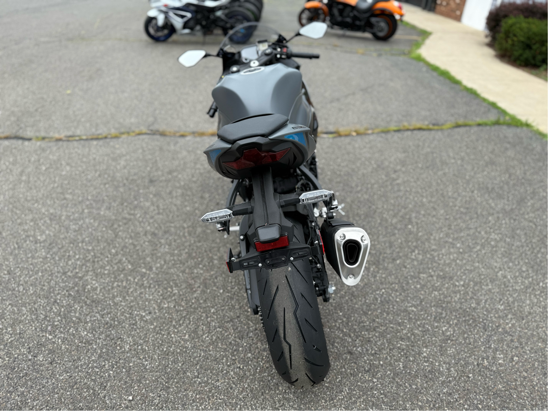 2025 Kawasaki Ninja ZX-6R ABS in Enfield, Connecticut - Photo 5