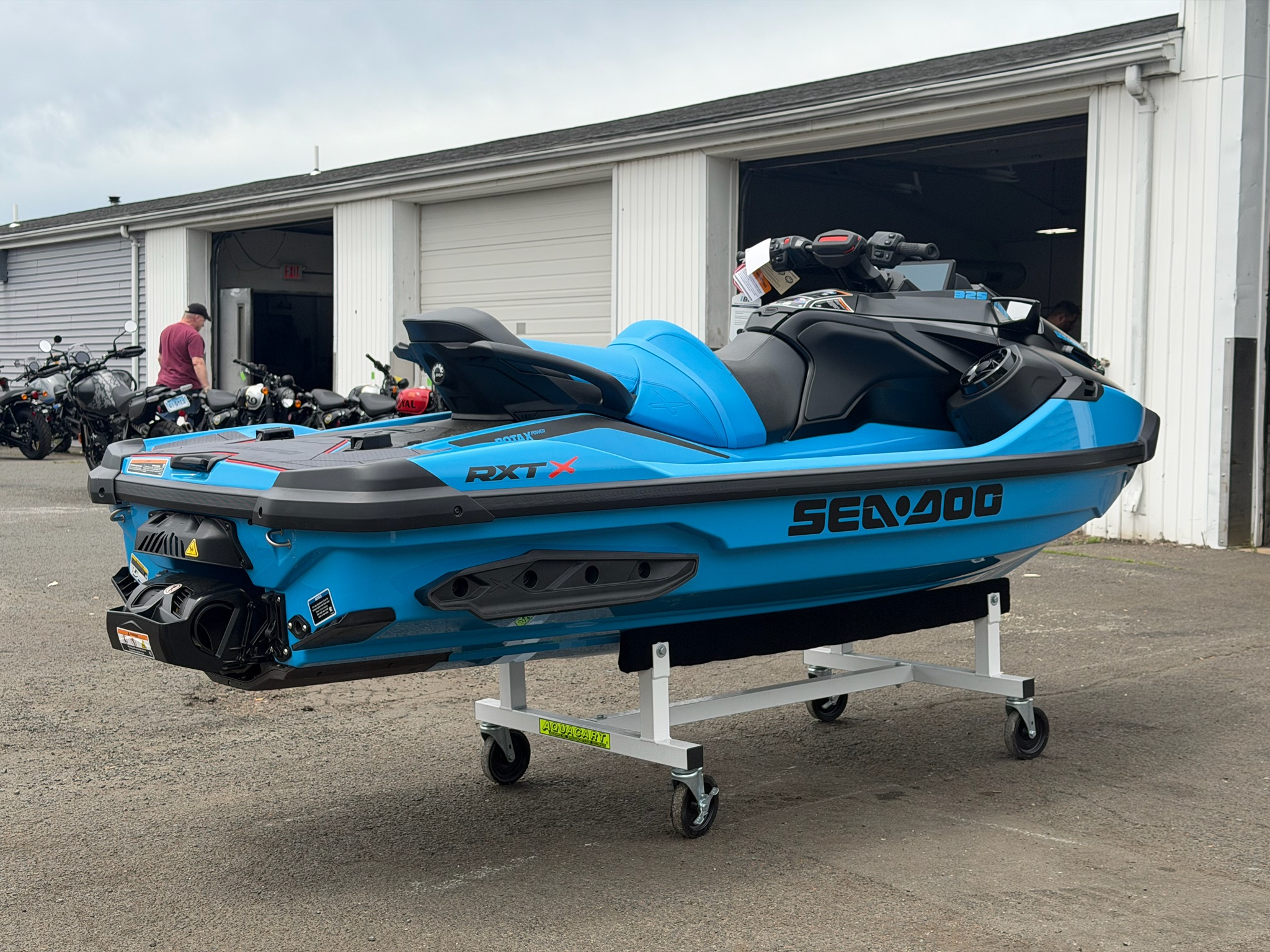 2026 Sea-Doo RXT-X 325 + Tech Package 4