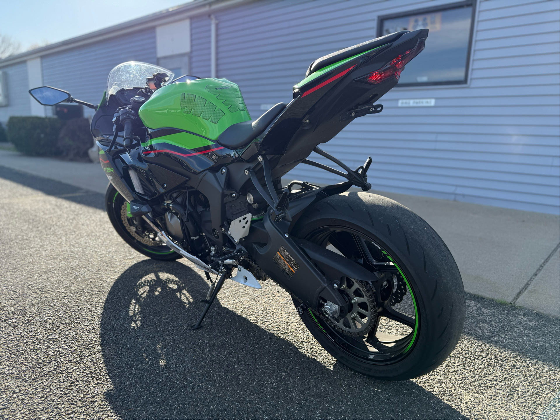 2022 Kawasaki Ninja ZX-6R KRT Edition in Enfield, Connecticut - Photo 4
