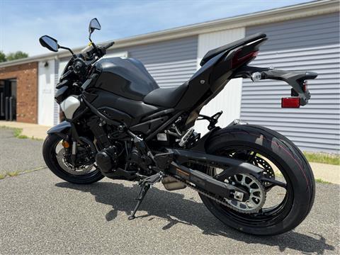 2025 Kawasaki Z900 ABS in Enfield, Connecticut - Photo 4