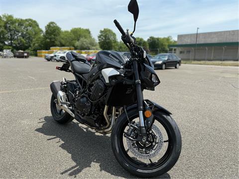 2025 Kawasaki Z900 ABS in Enfield, Connecticut - Photo 8