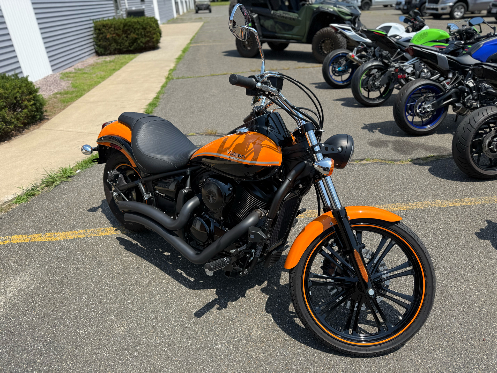 2021 Kawasaki Vulcan 900 Custom in Enfield, Connecticut - Photo 1