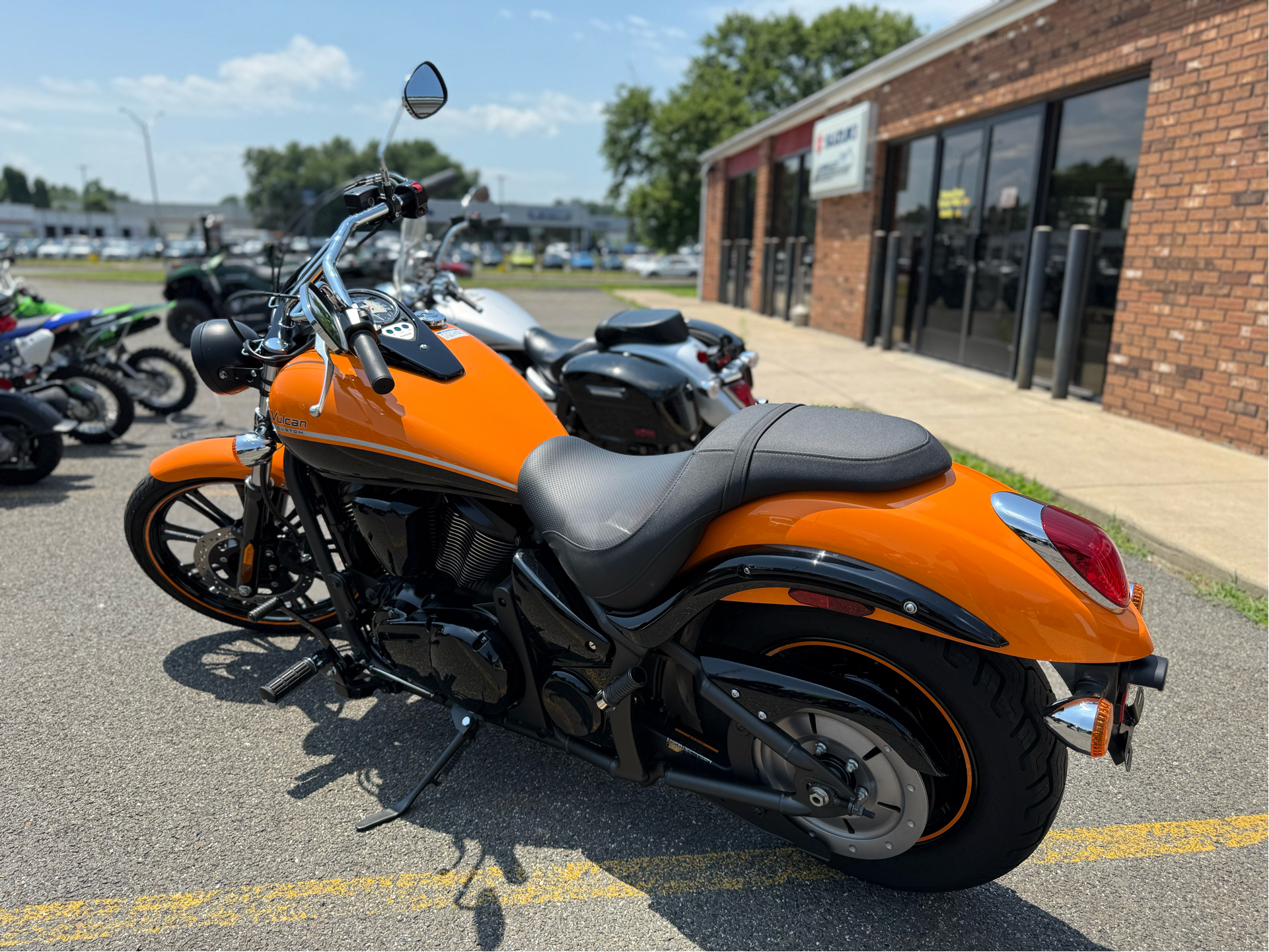 2021 Kawasaki Vulcan 900 Custom in Enfield, Connecticut - Photo 4