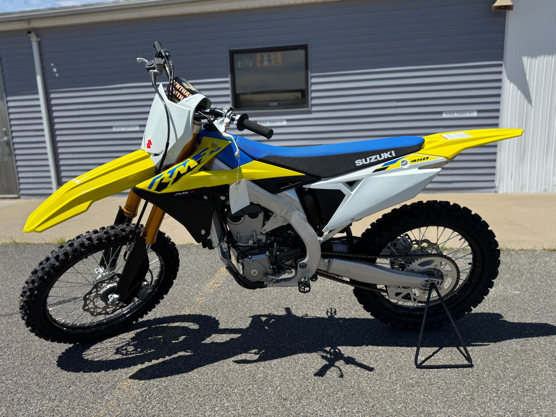 2024 Suzuki RM-Z450 in Enfield, Connecticut - Photo 1