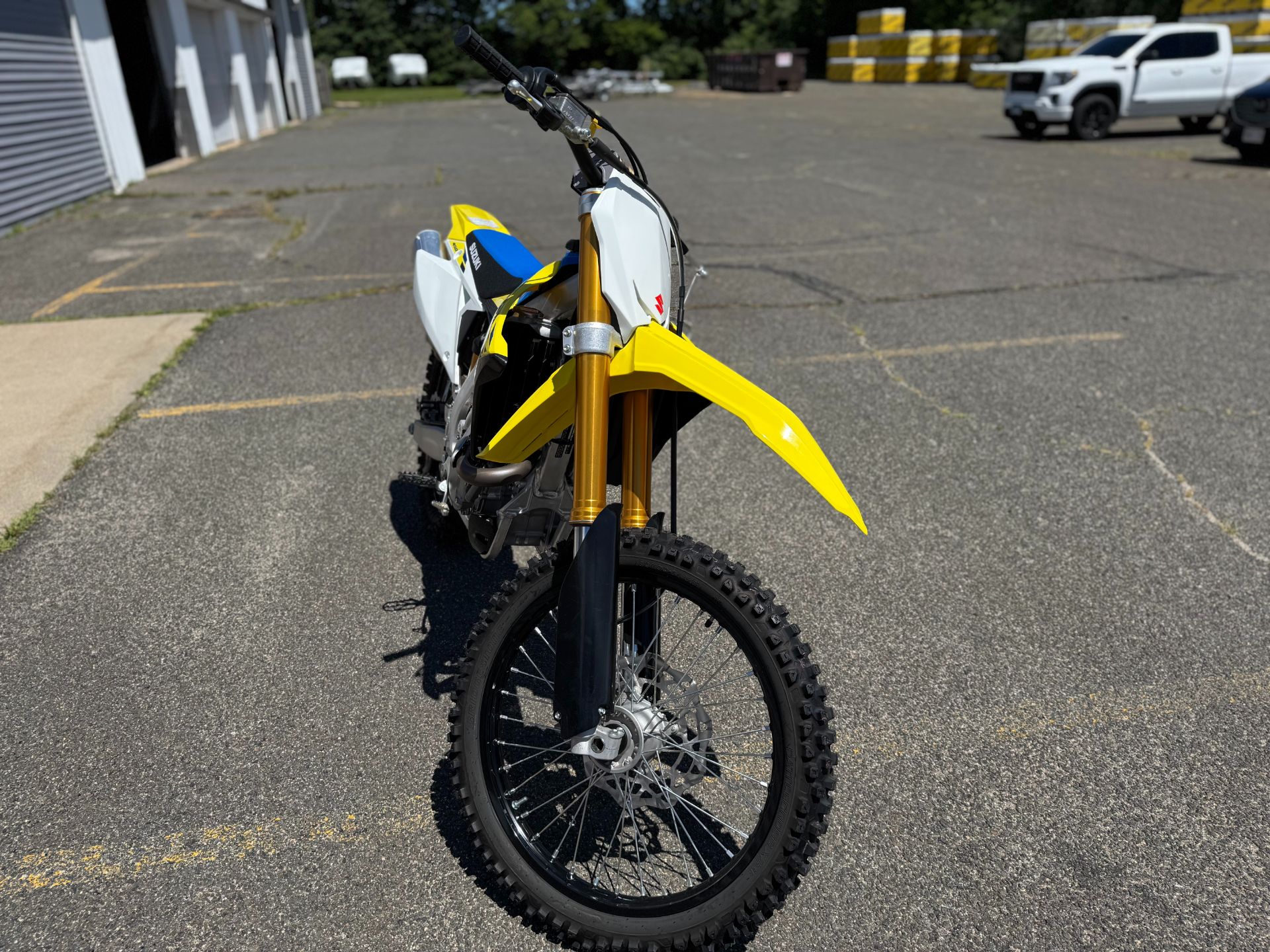 2024 Suzuki RM-Z450 in Enfield, Connecticut - Photo 3