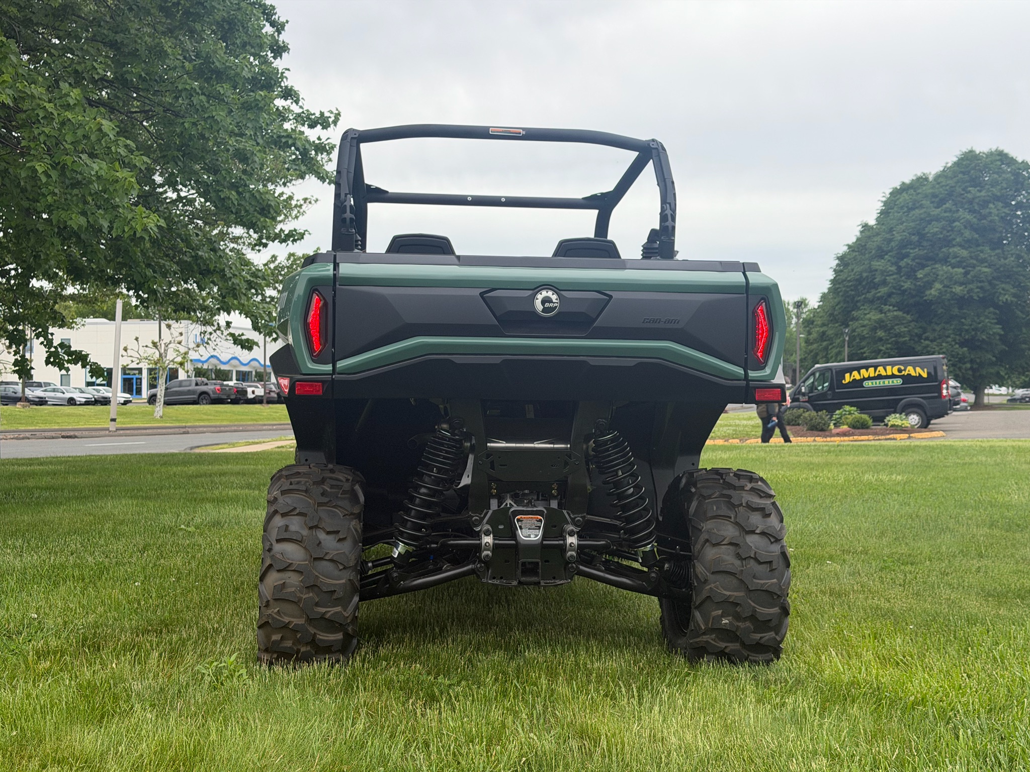 2026 Can-Am™ Commander DPS 700 3