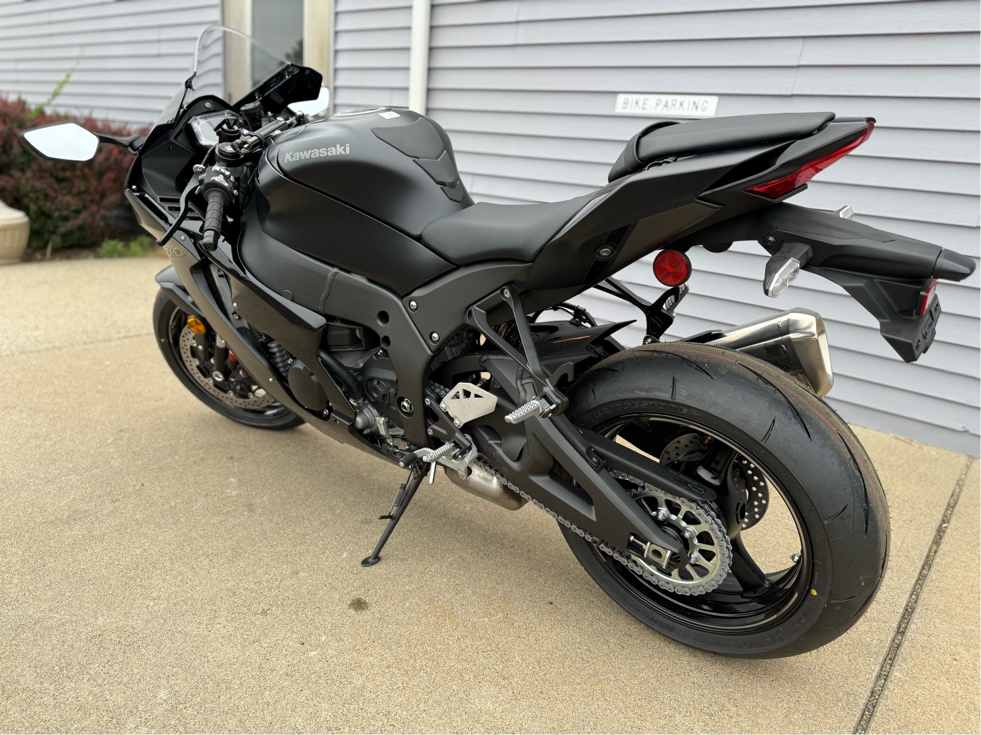 2024 Kawasaki Ninja ZX-10R ABS in Enfield, Connecticut - Photo 3