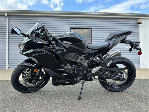 2024 Kawasaki Ninja ZX-4R ABS in Enfield, Connecticut - Photo 2
