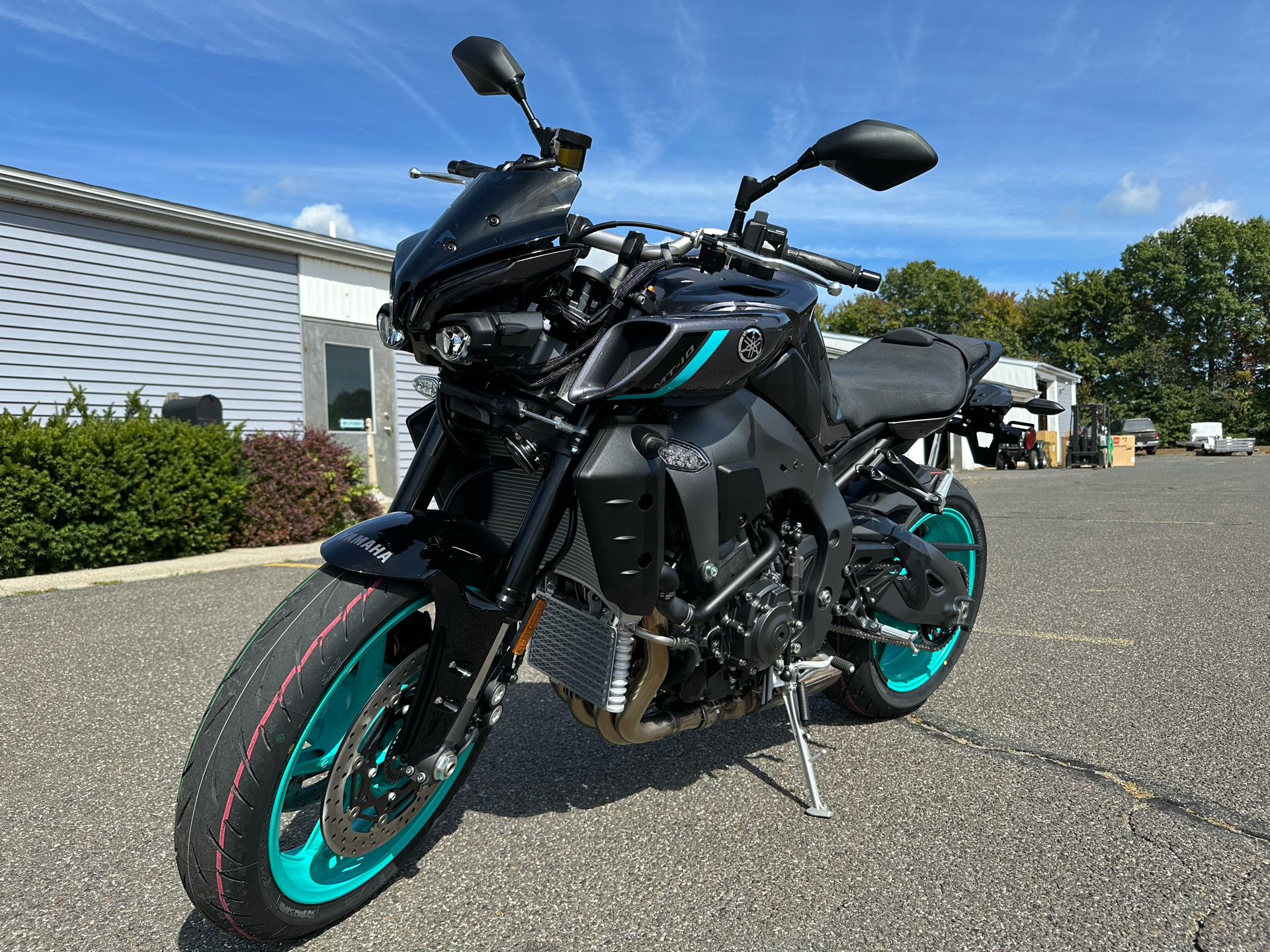 2024 Yamaha MT-10 in Enfield, Connecticut - Photo 23
