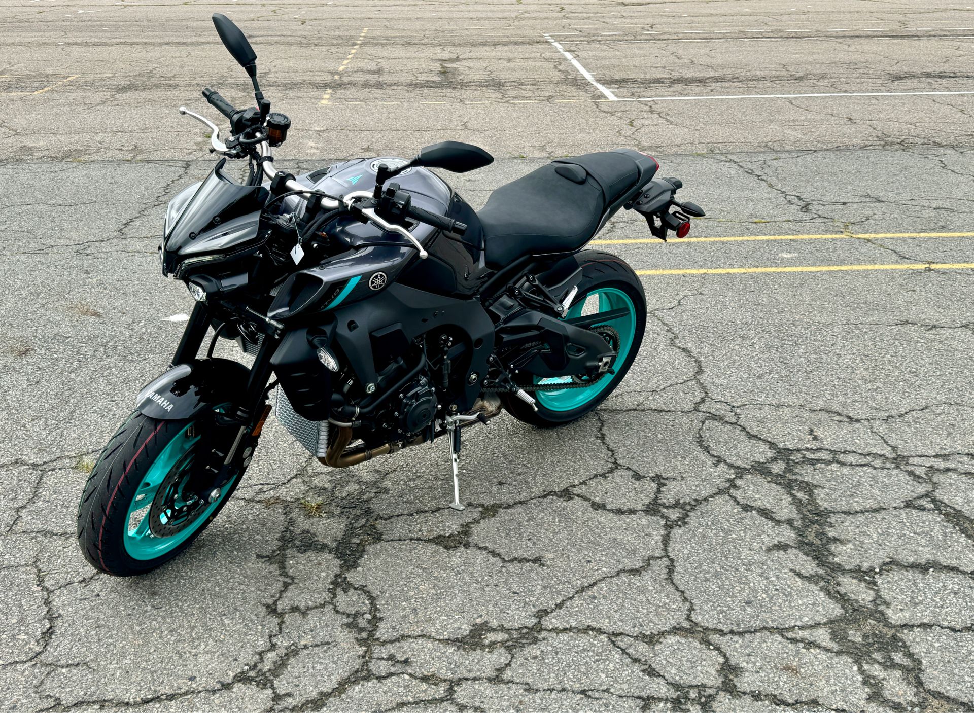 2024 Yamaha MT-10 in Enfield, Connecticut - Photo 32