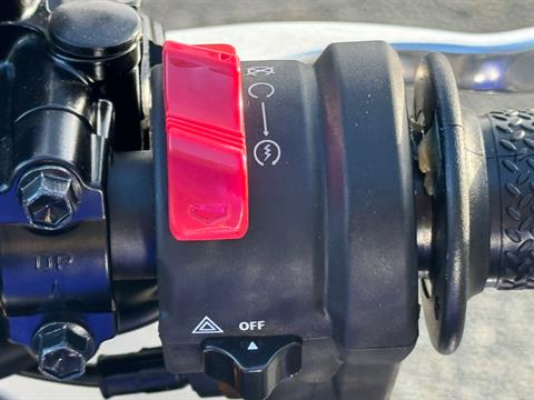 2025 Yamaha YZF-R3 in Enfield, Connecticut - Photo 16