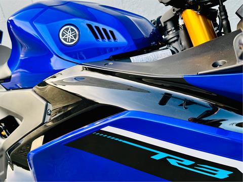 2025 Yamaha YZF-R3 in Enfield, Connecticut - Photo 21