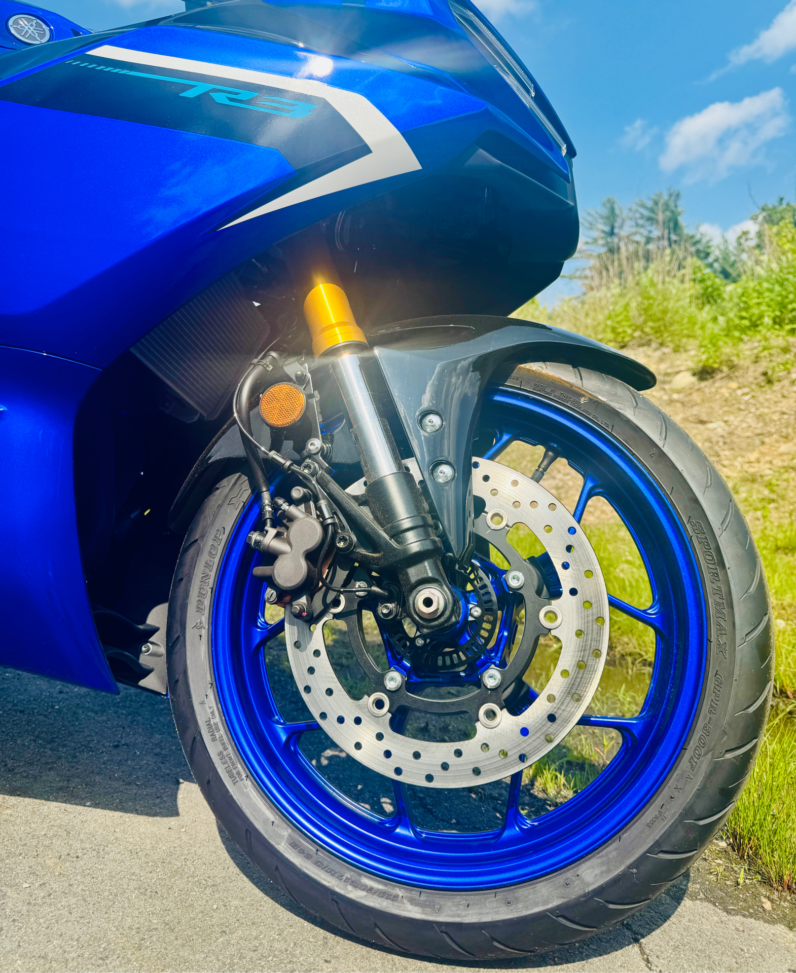 2025 Yamaha YZF-R3 in Enfield, Connecticut - Photo 17