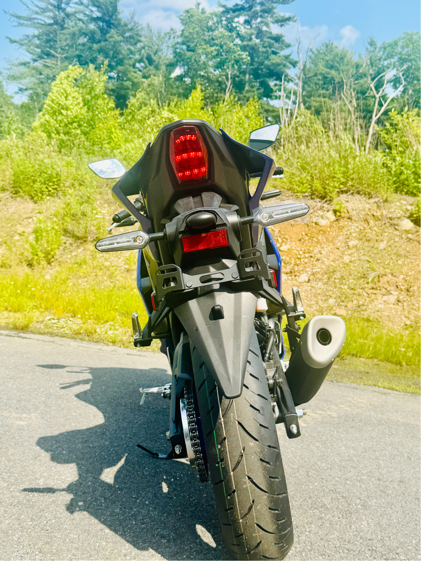 2025 Yamaha YZF-R3 in Enfield, Connecticut - Photo 9
