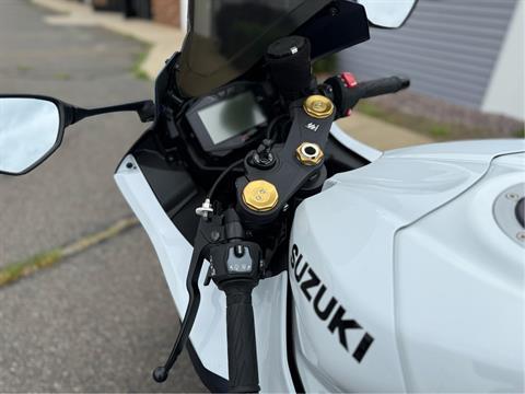2023 Suzuki GSX-R1000 in Enfield, Connecticut - Photo 3