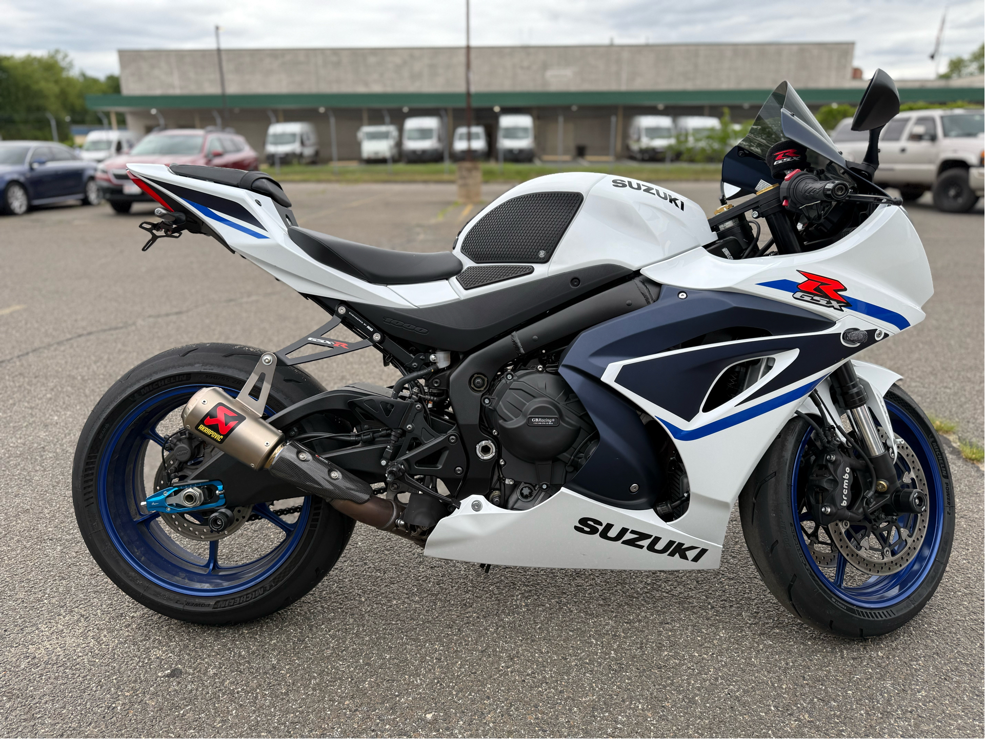 2023 Suzuki GSX-R1000 in Enfield, Connecticut - Photo 8