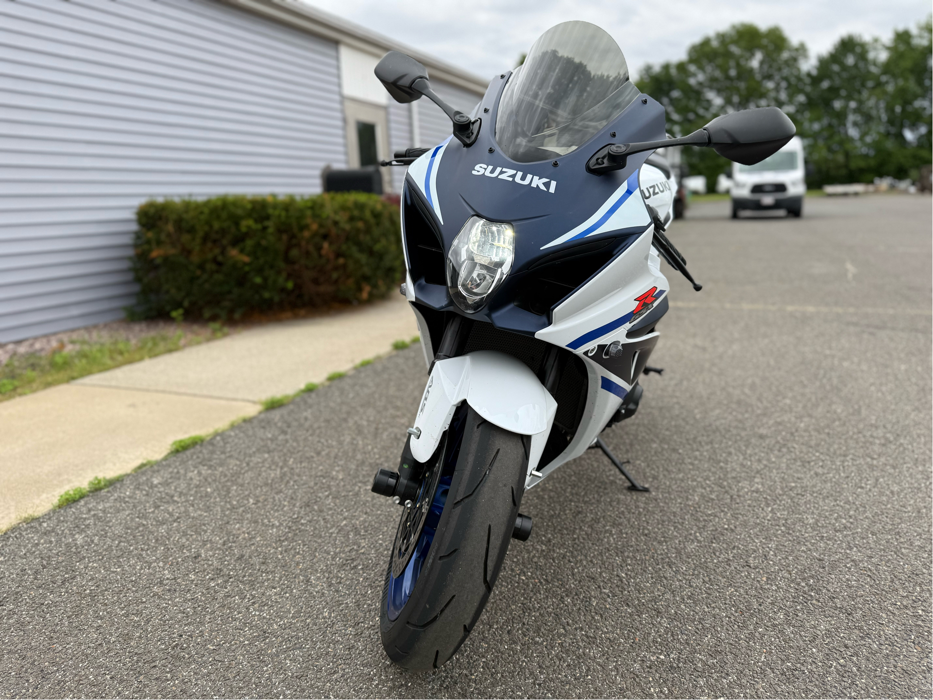 2023 Suzuki GSX-R1000 in Enfield, Connecticut - Photo 10