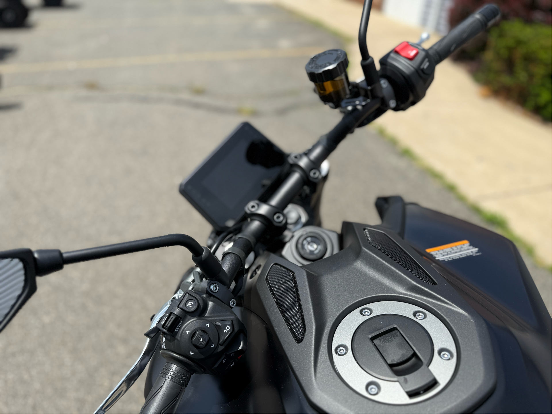 2025 Yamaha MT-09 in Enfield, Connecticut - Photo 3