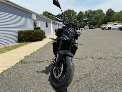 2025 Yamaha MT-09 in Enfield, Connecticut - Photo 9