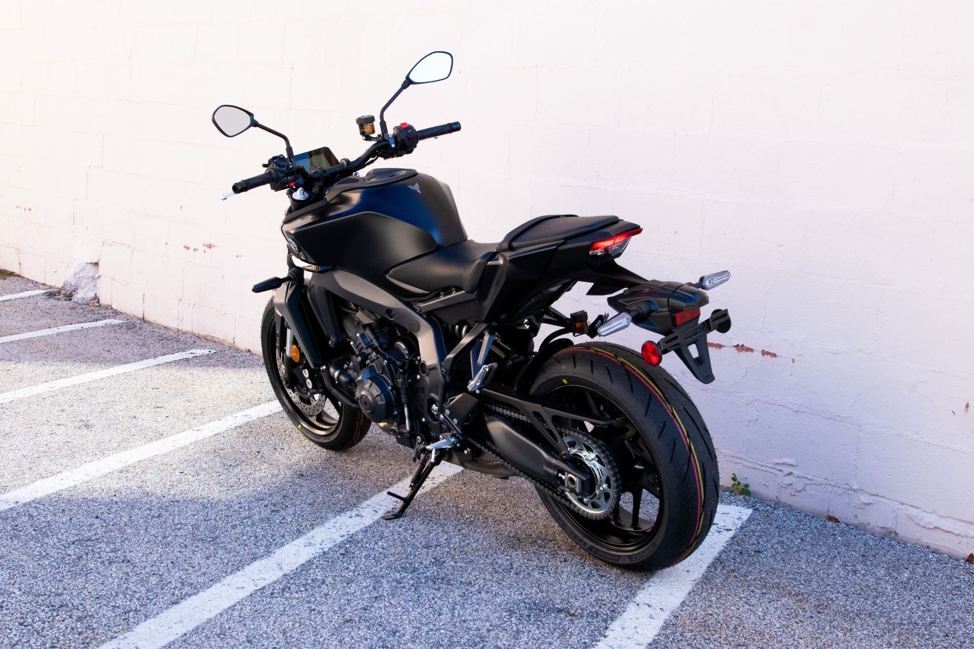 2024 Yamaha MT-09 in Enfield, Connecticut - Photo 4