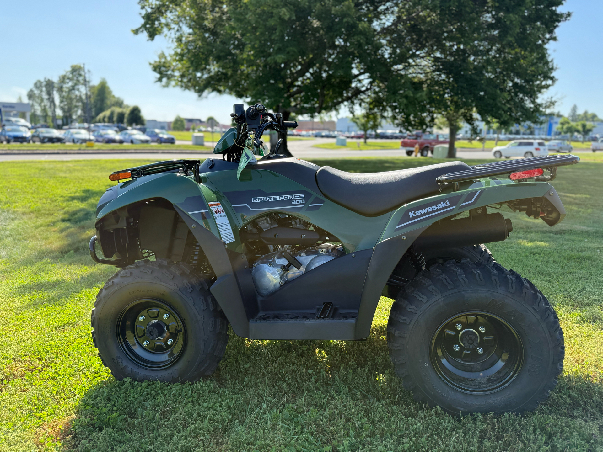 2025 Kawasaki Brute Force 300 in Enfield, Connecticut - Photo 2