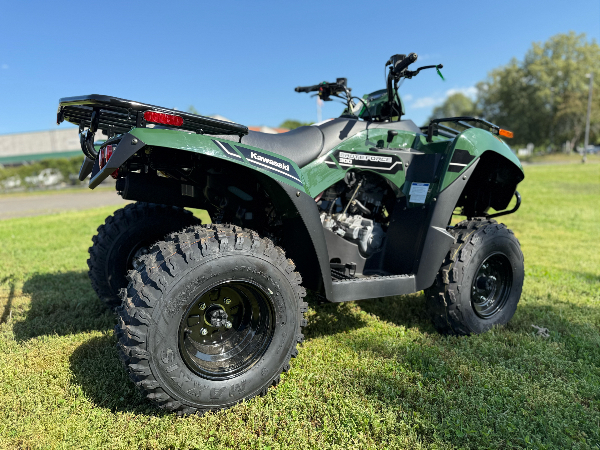 2025 Kawasaki Brute Force 300 in Enfield, Connecticut - Photo 5
