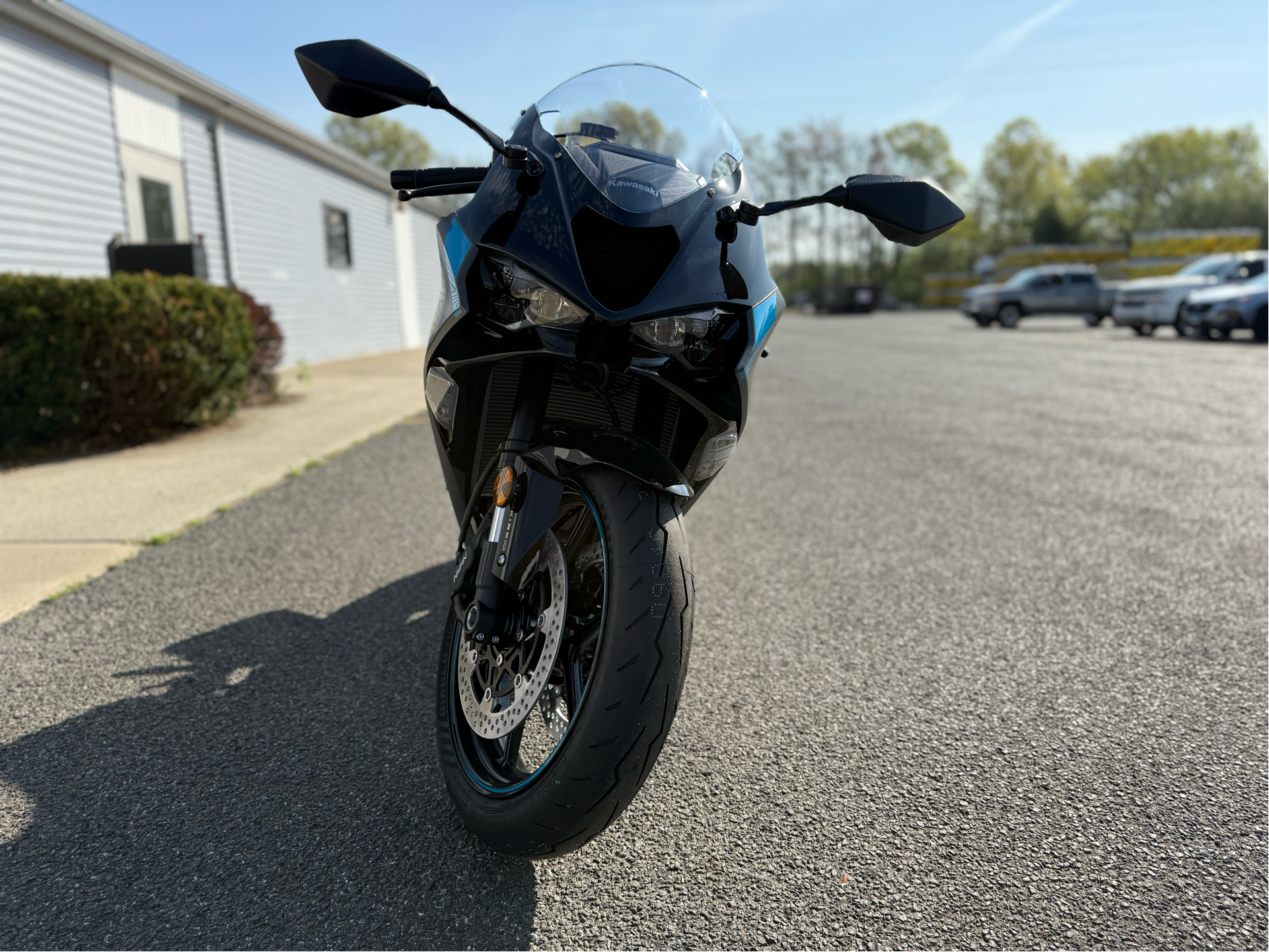 2025 Kawasaki Ninja ZX-6R in Enfield, Connecticut - Photo 8