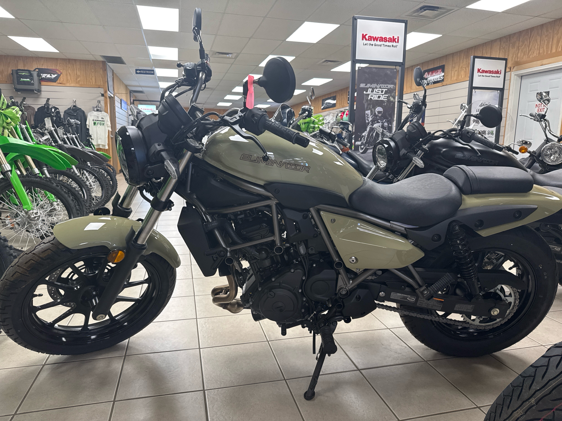 2025 Kawasaki Eliminator in Topsham, Maine - Photo 3