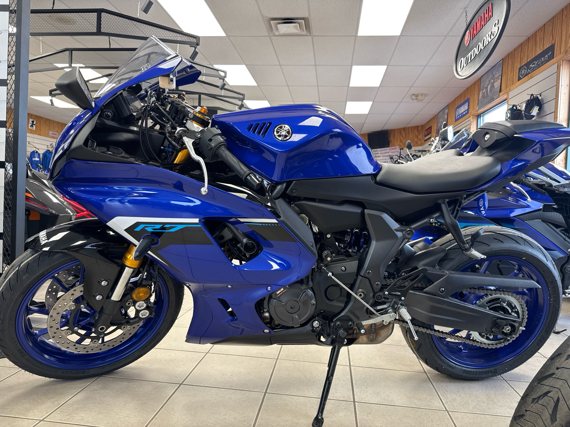 2025 Yamaha YZF-R7 in Topsham, Maine - Photo 6
