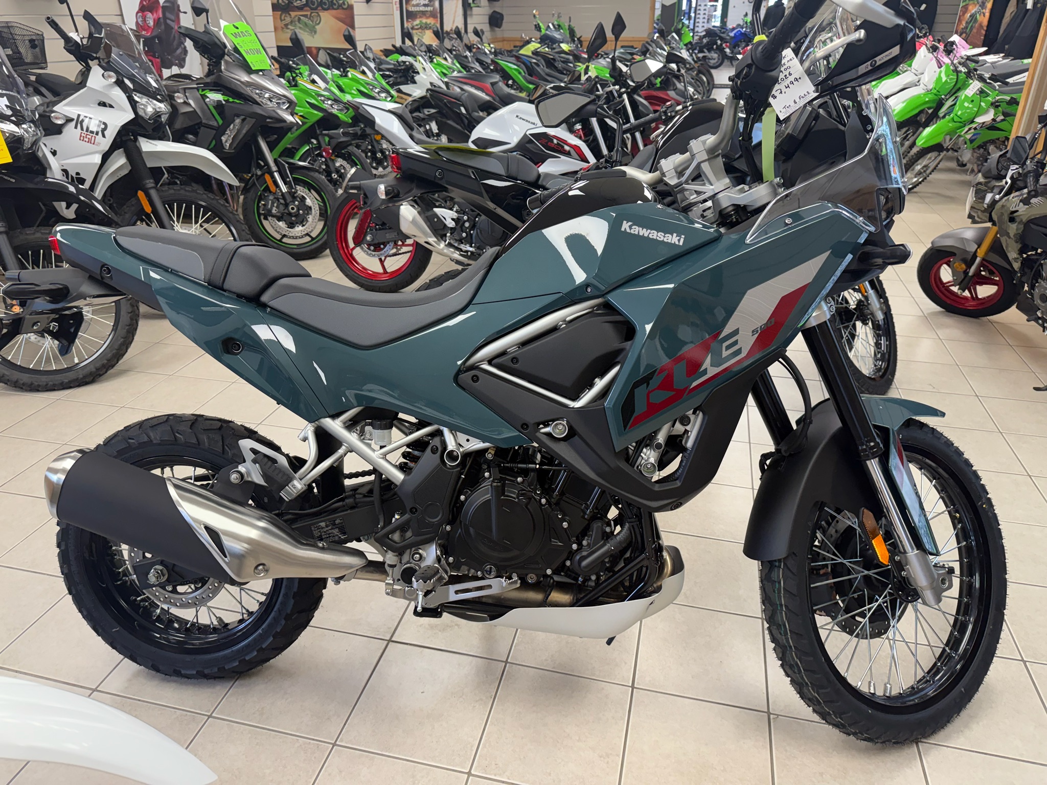 2026 Kawasaki KLE®500 SE ABS 2