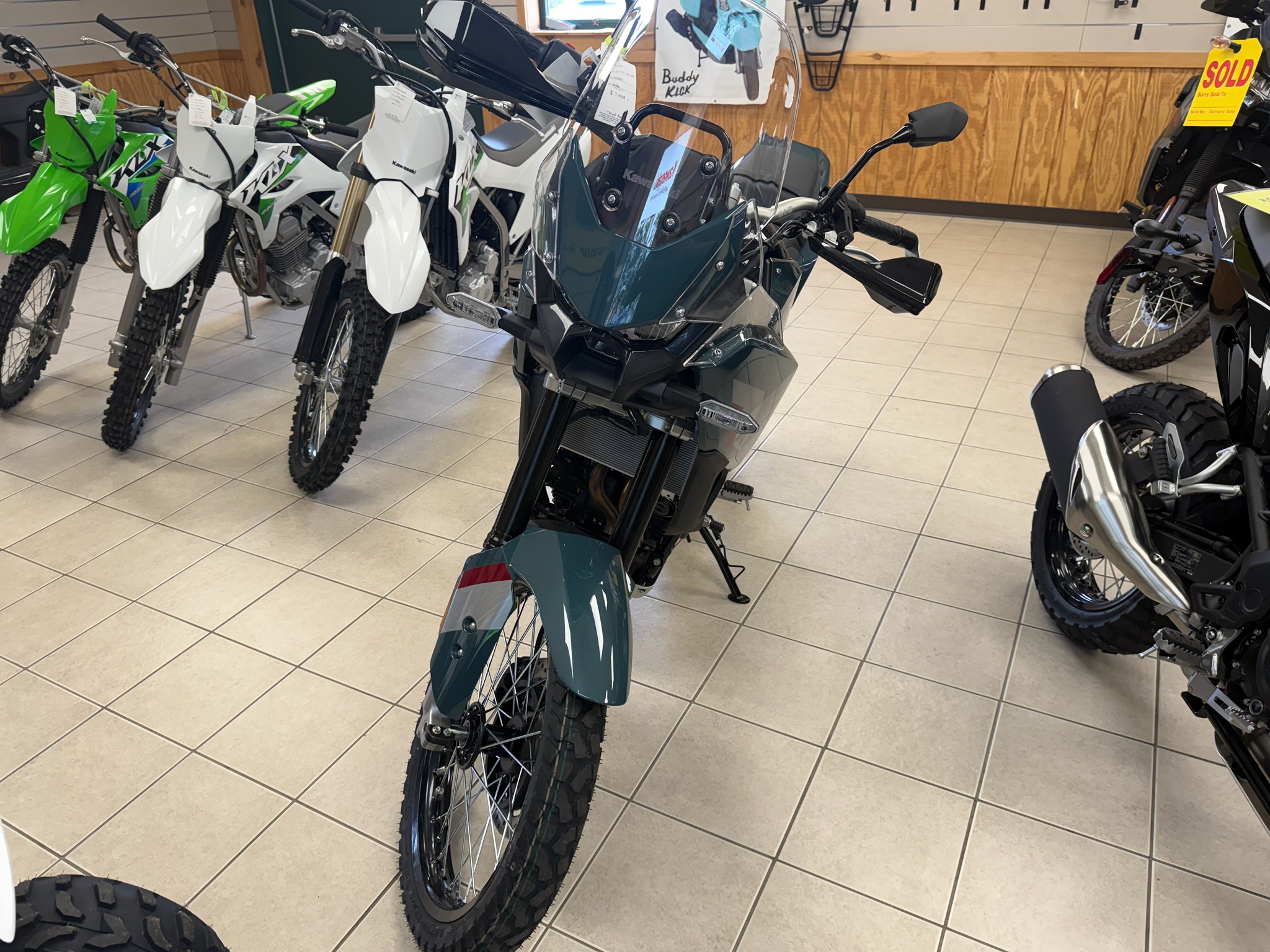 2026 Kawasaki KLE®500 SE ABS 8