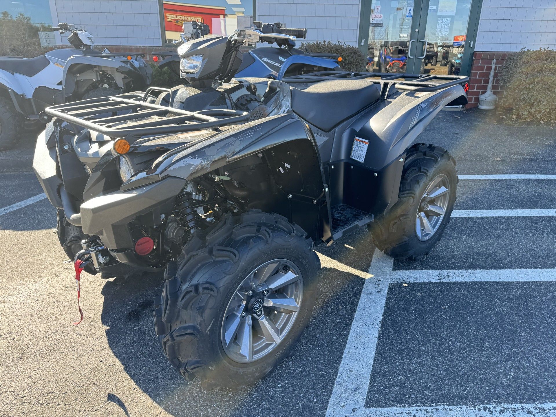2025 Yamaha Grizzly EPS XT-R in Topsham, Maine - Photo 4