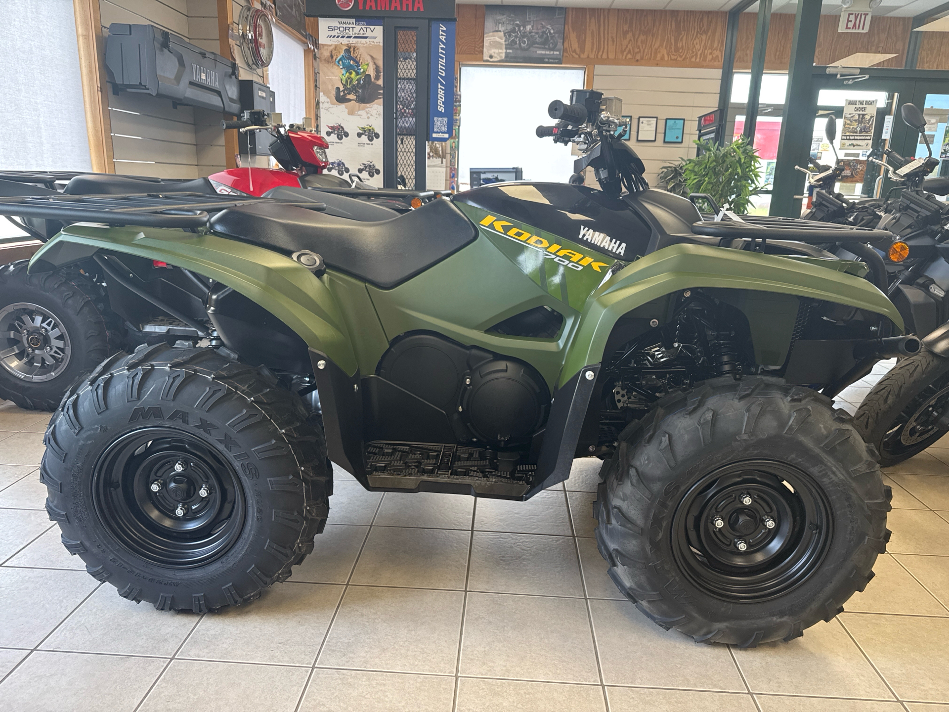 2025 Yamaha Kodiak 700 in Topsham, Maine - Photo 3