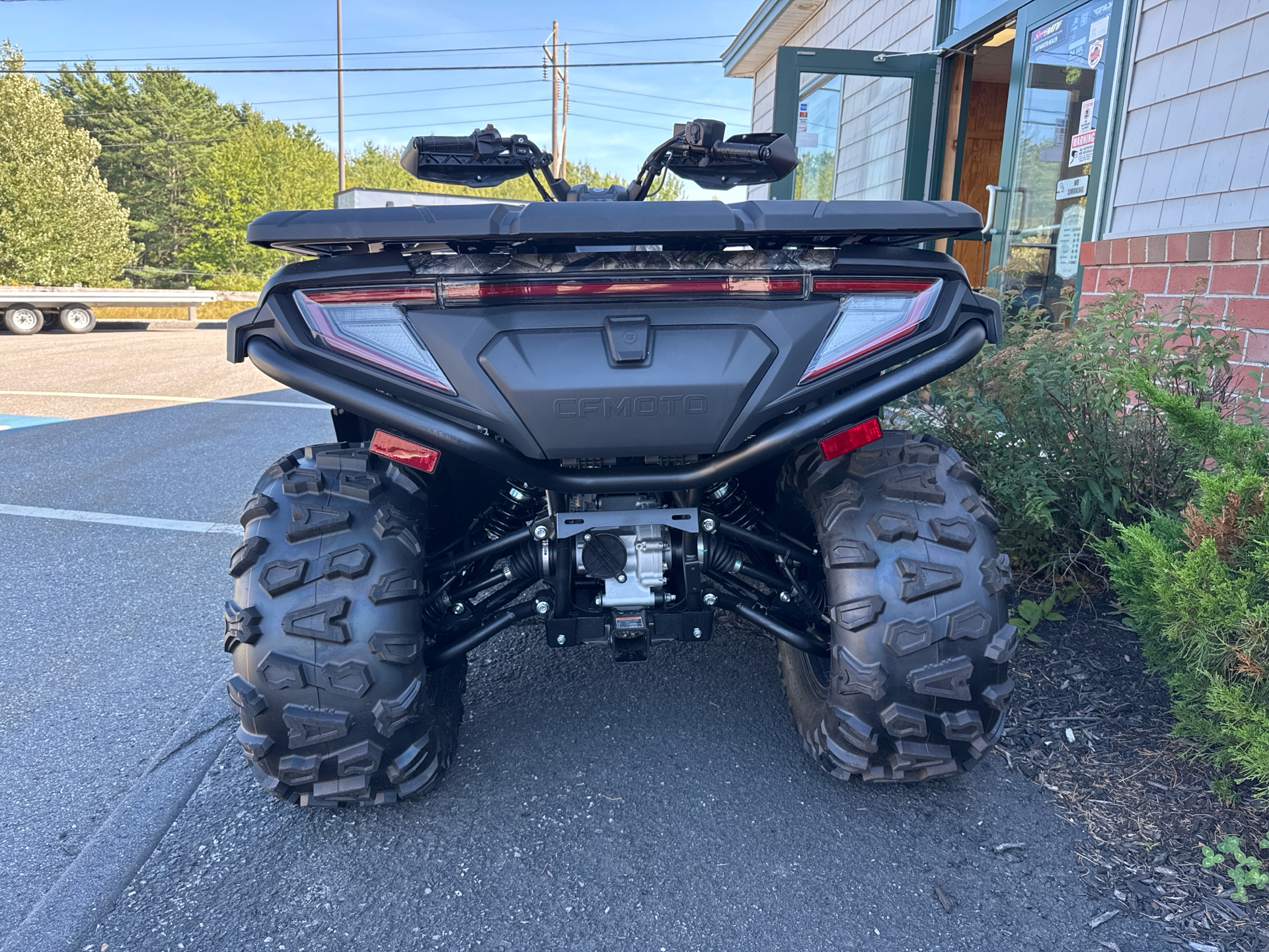 2025 CFMOTO CForce 600 in Topsham, Maine - Photo 4